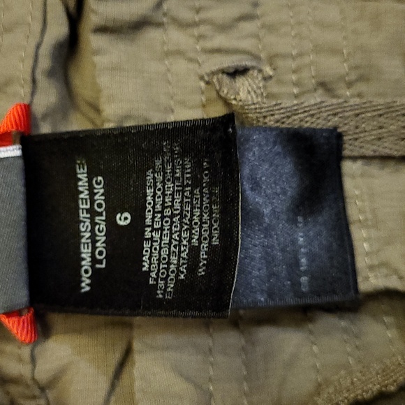 North Face Shorts (Size 6) - Picture 7 of 10